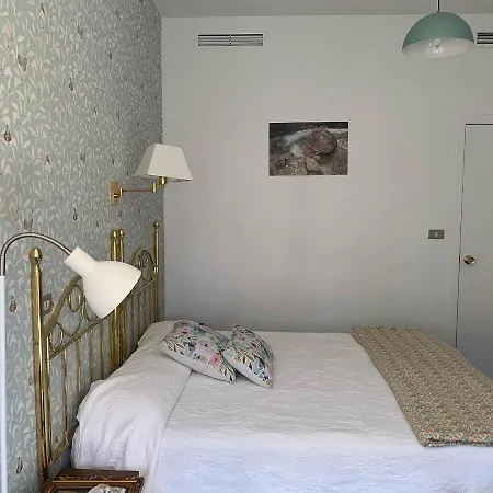 Hostal Pirineos