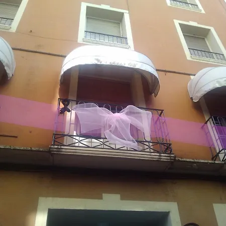 Pirineos Vendégház Barbastro