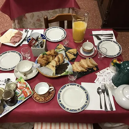 Hostal Pirineos 2* Barbastro