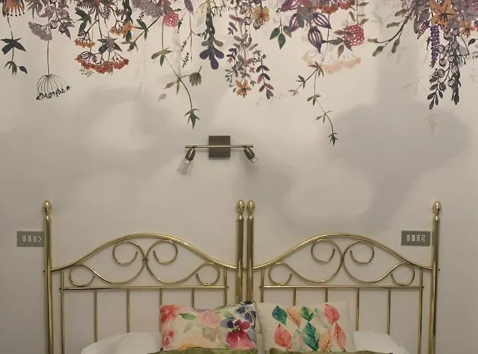 ゲストハウス Pirineos