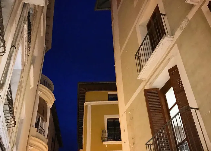 Pirineos 3* バルバストロ